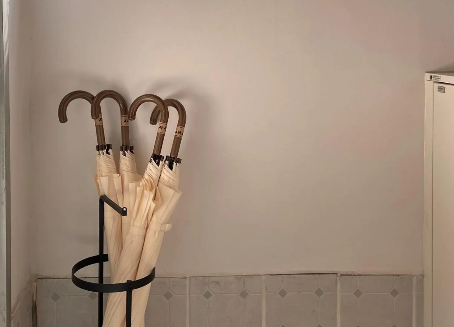 Licensed Private Hanok With Courtyard For 7, 10 Min To Metro Μπουσάν 0*,